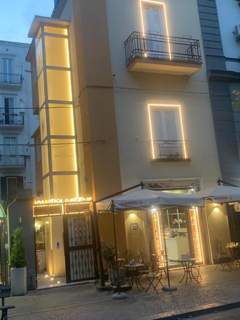 Guest House Regina Carolina Napoli Esterno foto
